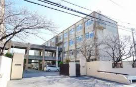 神川中学校